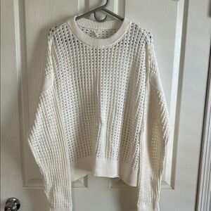 Old Navy Women's Cream Knit Sweater